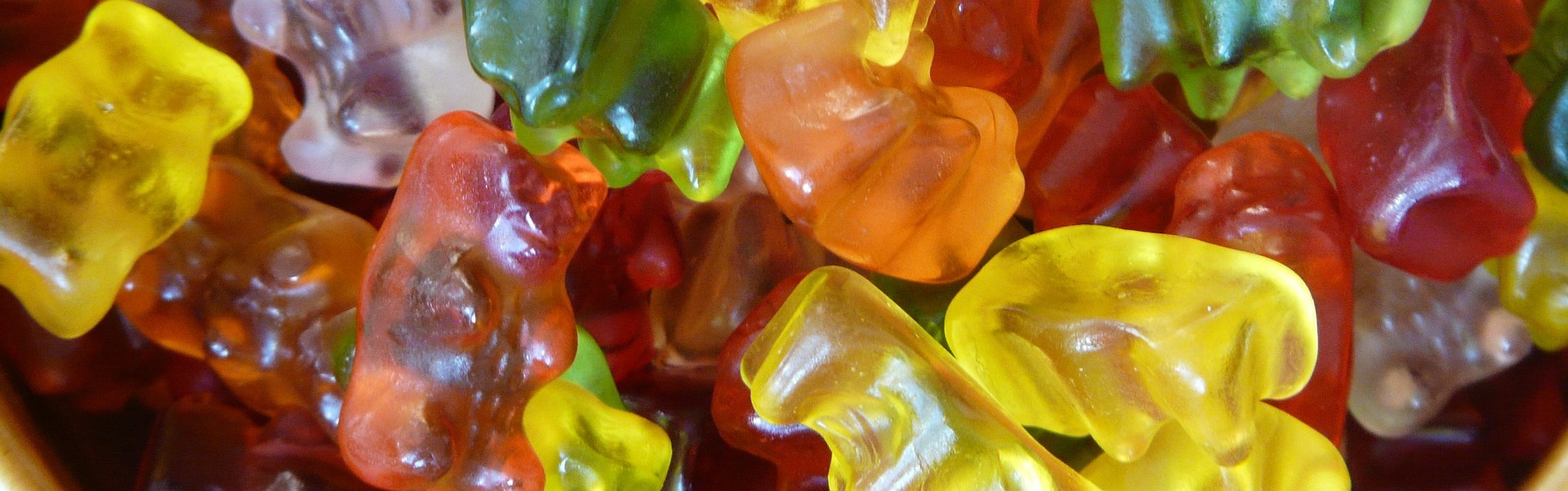 Gummi bears 8464 1920